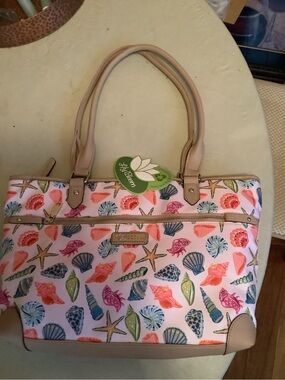 Lily Bloom Seashell Print Tote in Pink with Beige Trim. NWT